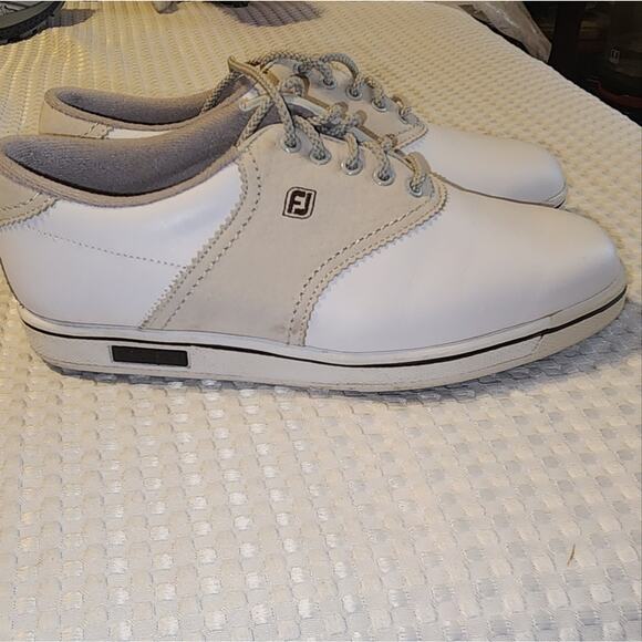 FOOT JOY EUC WOMEN'S SIZE 6 CAPE COD CREAM GOLF SHOES - Picture 1 of 11